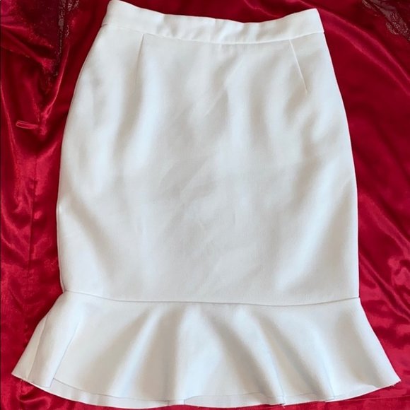 bebe Dresses & Skirts - Bebe Flutter Ruffle Pencil Skirt Medium White